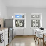 Bege Apartments: Workspot