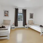 Bege Apartments: Workspot